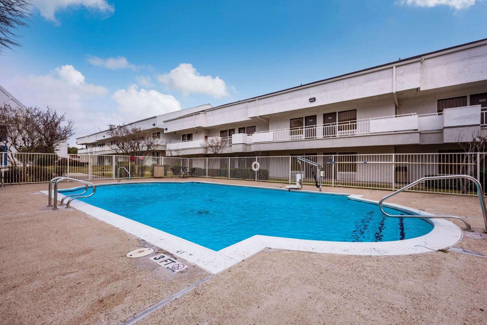 Motel 6-Irving, Tx - Irving Dfw Airport East Esterno foto